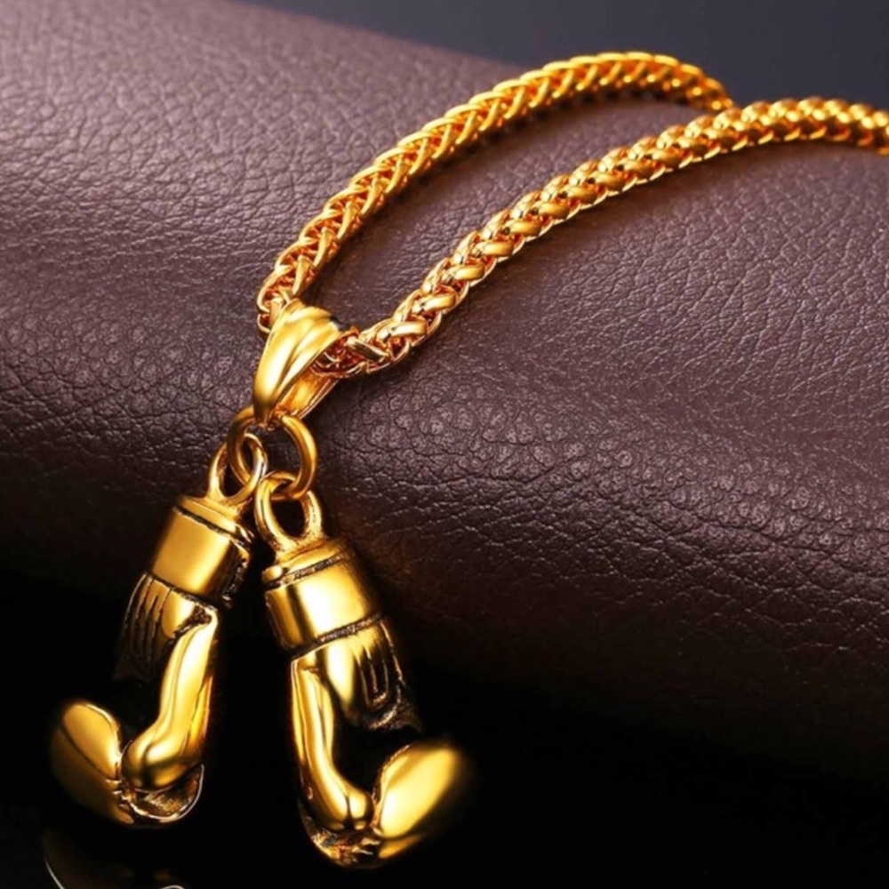 New 18k gold glove necklace